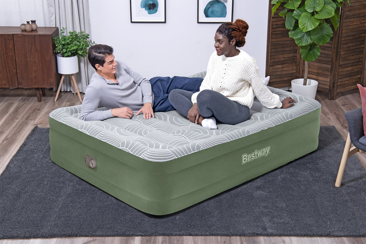 Queen Air Mattress with Built-in Pump G176620