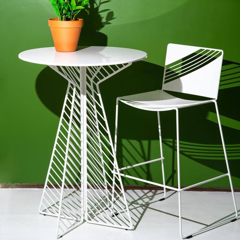 White Cafe Pub Table A859615
