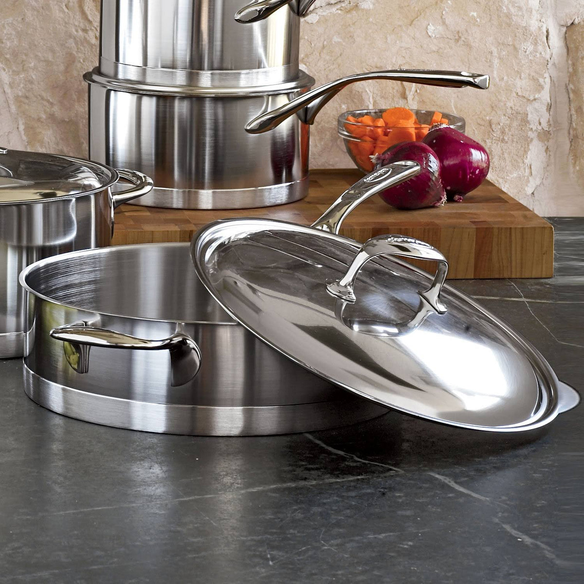 Stainless Steel Saute Pan with Helper Handle Y76914