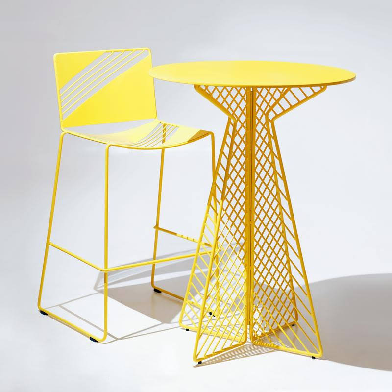 White Cafe Pub Table A859615